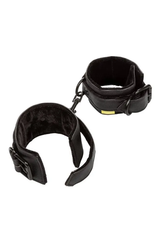 Restraints Cal Exotics Cal Exotics Boundless Wrist Cuffs Black